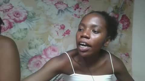 Snapshot of angeeliine chatting on 03/23/26, 02:32 angeeliine online show from 03/23/26, 02:32