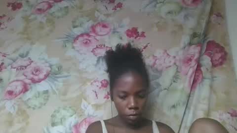 Snapshot of angeeliine chatting on 03/24/26, 03:33 angeeliine online show from 03/24/26, 03:33