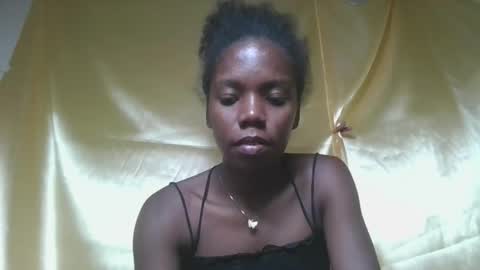 Snapshot of angeeliine chatting on 04/09/26, 07:25 angeeliine online show from 04/09/26, 07:25