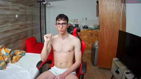 ng online show from 09/09/25, 12:15