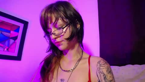 Snapshot of angel__dreams chatting on 03/07/26, 04:09 ANGEL online show from 03/07/26, 04:09