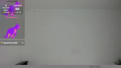 Snapshot of angel__dreams chatting on 04/11/26, 04:39 ANGEL online show from 04/11/26, 04:39