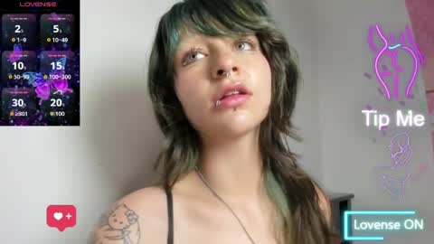 Snapshot of angel__dreams chatting on 05/24/26, 03:44 ANGEL online show from 05/24/26, 03:44