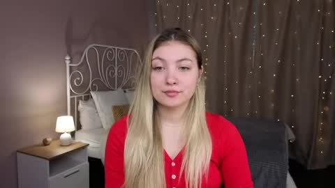 Snapshot of angel__grace chatting on 03/24/26, 05:34 Grace online show from 03/24/26, 05:34