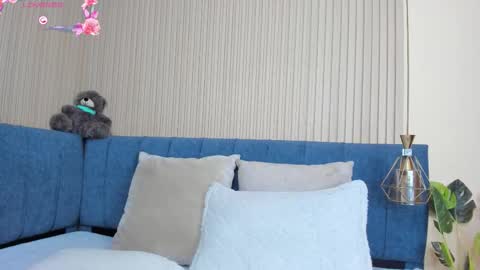 Snapshot of angel__ponce chatting on 10/30/25, 07:25 angel__ponce online show from 10/30/25, 07:25