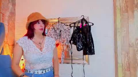 angel__red_ online show from 06/10/26, 04:01