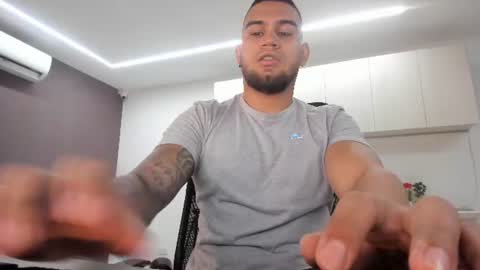angel__tattoo online show from 07/11/26, 10:11