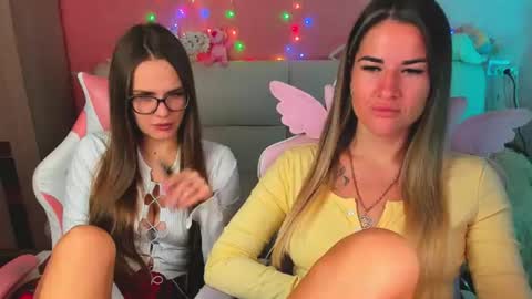 Ivanna and Jessica online show from 06/10/26, 03:07