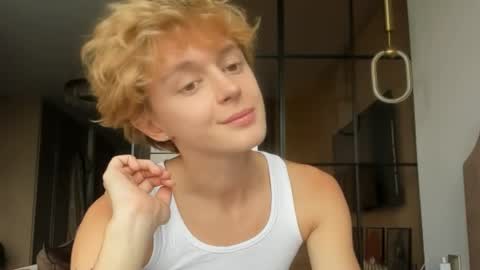 angel_andreww online show from 05/13/26, 10:23