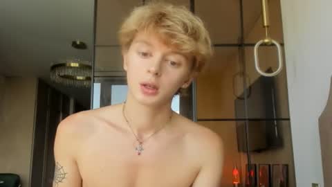 angel_andreww online show from 06/15/26, 11:23