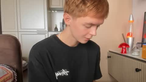 angel_andreww online show from 06/26/26, 10:41