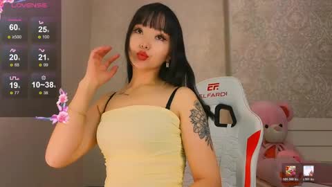 angel_asia_ online show from 05/18/26, 03:51