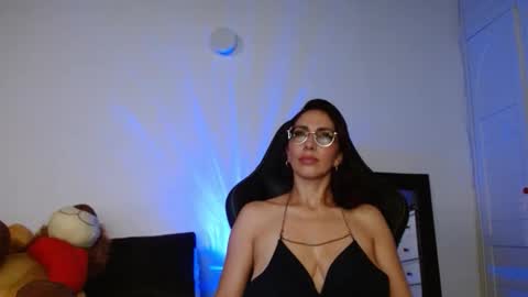angel blackhot online show from 12/15/25, 04:28