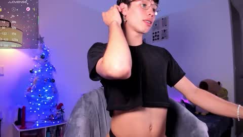 Angel   help me with 100 thumbs up online show from 12/15/25, 11:09