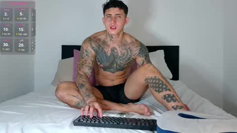 angel_boy01 online show from 10/18/25, 11:27