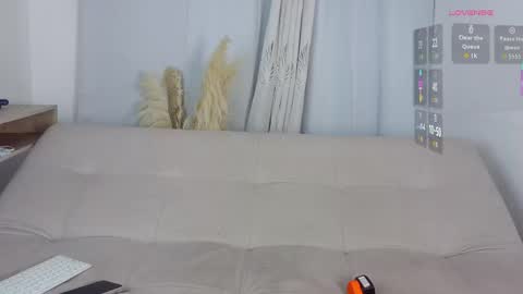angel_boy01 online show from 06/05/26, 01:56