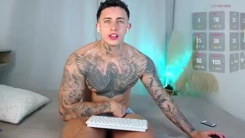 angel_boy01 online show from 06/26/26, 11:42