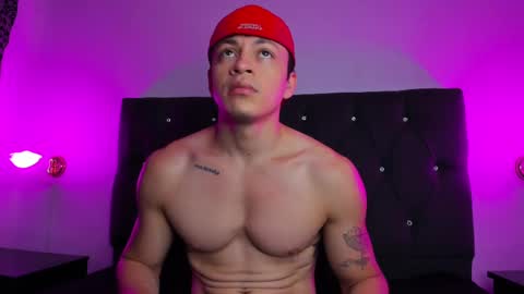 Angel Cuervo online show from 09/18/25, 12:40