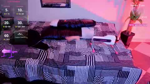 Angel-dragun online show from 09/30/25, 05:23