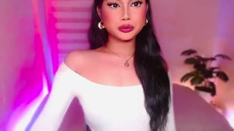 Snapshot of angel_eloaxx chatting on 06/20/26, 03:48 Angel online show from 06/20/26, 03:48