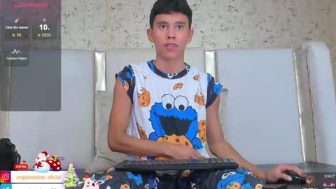 ngel Esteban  online show from 12/05/24, 03:37