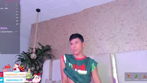 ngel Esteban  online show from 12/11/24, 03:56