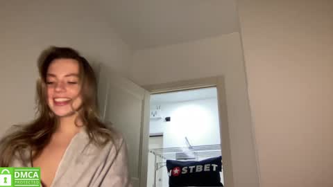 Snapshot of angel_from_sky chatting on 01/25/25, 03:30 Greetings Jess online show from 01/25/25, 03:30