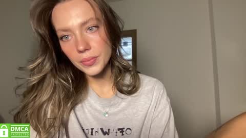 Snapshot of angel_from_sky chatting on 09/25/25, 11:47 Greetings Jess online show from 09/25/25, 11:47