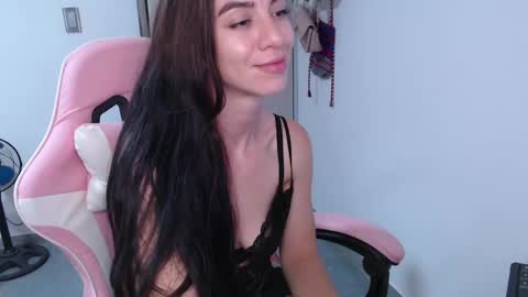 Angel Girl online show from 04/28/26, 04:17