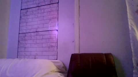 angel holyday online show from 12/02/24, 12:29