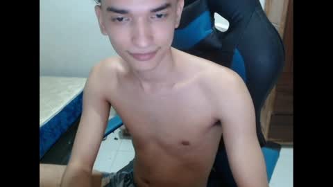 Snapshot of angel_hotc chatting on 12/31/24, 11:49 Angel online show from 12/31/24, 11:49