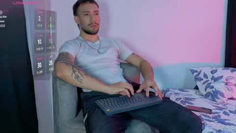 angel_kyrozz online show from 05/10/26, 08:14