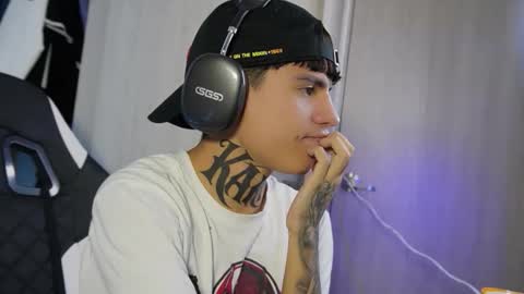 Snapshot of angel_luna0 chatting on 06/09/26, 05:19 angel_luna0 online show from 06/09/26, 05:19