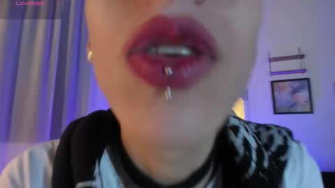 Angel online show from 10/17/25, 04:15