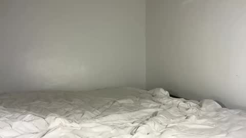 angel_petite07 online show from 05/05/26, 02:19