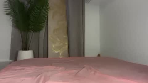 angel_petite07 online show from 06/08/26, 05:08