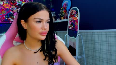Snapshot of angel_sapphire_ chatting on 12/25/24, 03:06 Angel My schedule GTM2 Mon Tue Wen Thu Fri 0900am-0400pm online show from 12/25/24, 03:06