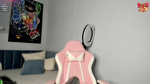 Snapshot of angel_sapphire_ chatting on 05/26/26, 09:16 Angel My schedule GTM2 Mon Tue Wen Thu Fri 0900am-0400pm online show from 05/26/26, 09:16