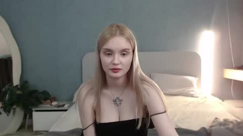 Angela online show from 07/14/26, 10:21