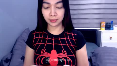 Snapshot of angel_shooter chatting on 02/28/25, 07:35 angel_shooter online show from 02/28/25, 07:35