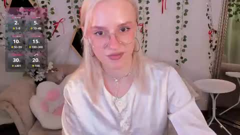Angelica online show from 06/17/26, 08:43