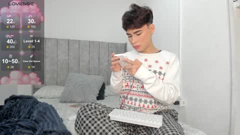 Angel online show from 12/05/24, 03:37