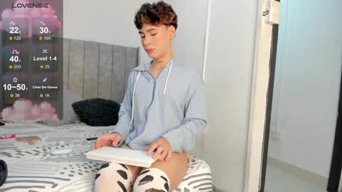 Angel online show from 03/02/25, 03:02