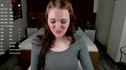 Angela online show from 06/07/26, 05:44