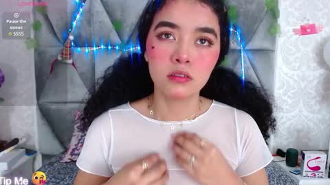 Angela online show from 01/04/25, 12:49