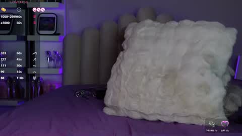Angela online show from 07/28/26, 04:39