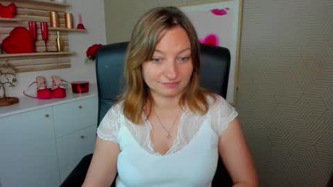 Angela online show from 06/09/26, 06:03