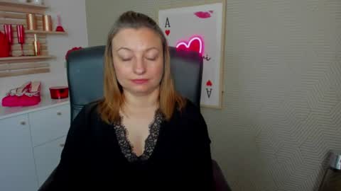 Angela online show from 06/15/26, 05:42