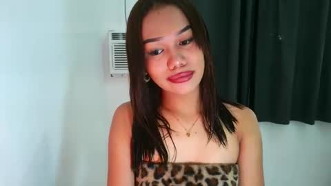 Snapshot of angela_star888 chatting on 02/13/26, 10:00 angela_star888 online show from 02/13/26, 10:00