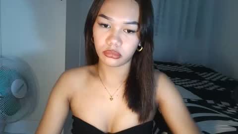 Snapshot of angela_star888 chatting on 02/18/26, 09:05 angela_star888 online show from 02/18/26, 09:05